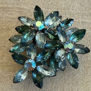 Vintage Blue Rhinestone Flower Brooch
